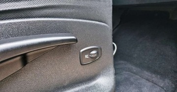 Renault Scenic 2010 Renault Scenic 1.6 16V BENZYNA PANORAMA GRZANE FOTELE klimatyzacja sup, zdjęcie 37