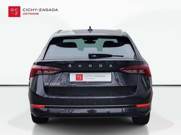 Skoda Octavia IV Kombi 2.0 TDI 150KM 2022 Skoda Octavia Martwe pole Bogata wersja grzana kanapa Virtual MasazEl.Klapa, zdjęcie 3