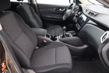 Nissan Qashqai II Crossover 1.2 DIG-T 115KM 2016 Nissan Qashqai 1.2 DIG-T, Salon Polska, zdjęcie 8