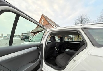 Skoda Superb III Kombi Facelifting 2.0 TDI SCR 150KM 2021 Skoda Superb Skoda Superb 2.0 TDI SCR Ambition 2.0 Diesel 150KM, zdjęcie 18