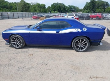 Dodge Challenger III 5.7 V8 HEMI 377KM 2022 Dodge Challenger 2022r., Rt, 5.7L, od ubezpieczalni 5.7 Benzyna 377KM, zdjęcie 4