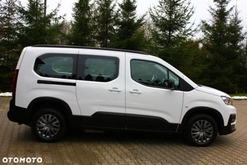 Peugeot Rifter Standard 1.5 BlueHDI 102KM 2024 Peugeot Rifter Peugeot Rifter N1 BlueHDI 100 L2 Allure 1.5 Diesel 102KM, zdjęcie 16