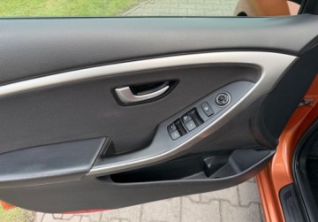 Hyundai i30 II Wagon Facelifting 1.6 MPI 120KM 2016 Hyundai i30 1,6 DOHC 120KM LIFT Bezwypadkowy SERWIS Super Stan 1.6 120KM, zdjęcie 31