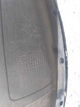 BMW E83 X3 внутренняя правая задняя арка 3 400 058