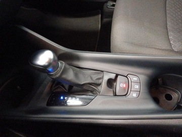 Toyota C-HR I Crossover Facelifting 1.8 Hybrid 122KM 2023 Toyota C-HR 1.8 Hybrid GPF Comfort 1.8 Hybrid GPF, zdjęcie 25