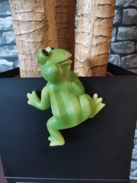 Статуэтка для подвешивания НА ПОДВЕСКУ ЦВЕТОЧНЫЙ ГОРШОК, ЛЯГУШКА