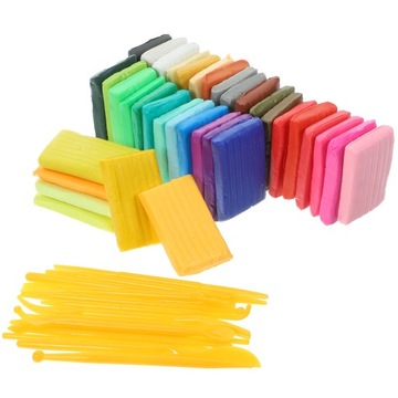 1 набор пластилина для подростков.