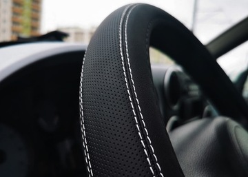 Чехол, чехол на руль, перфорированная кожа, матовый 37-39, черный матовый