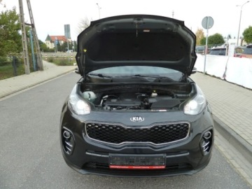 Kia Sportage IV SUV 1.6 GDI 132KM 2017 Kia Sportage NAWIGACJAPARKTRONICKAMERA COFANIASKORYZADBANAGWARACJA, zdjęcie 18