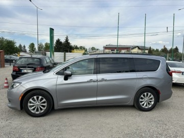 Chrysler Pacifica II 3.6 V6 291KM 2018 Chrysler Pacifica 3.6 benzyna/Automat/8 miejsc/Fak, zdjęcie 4