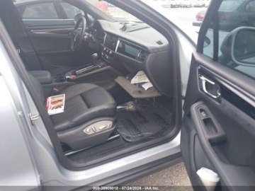 Porsche Macan 2023 Porsche Macan 2023r, T, 2.0L, 4x4 2.0 Benzyna 262KM, zdjęcie 8