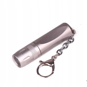 MINI Super jasna LED latarka breloczek
