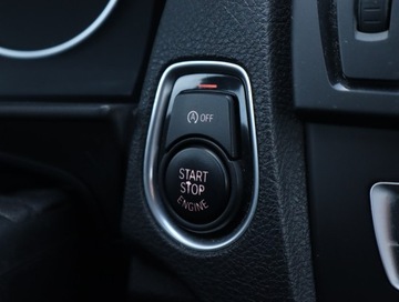 BMW Seria 1 F20-F21 Hatchback 5d 116i 136KM 2014 BMW 1 116i, Xenon, Bi-Xenon, Klima, Klimatronic, zdjęcie 17