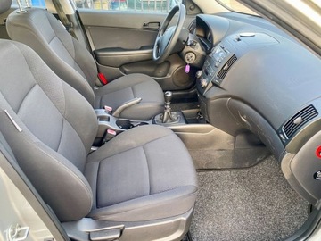 Hyundai i30 I Hatchback 1.6 CRDi 90KM 2009 Hyundai i30 Zarejstrowaney nowe sprzeglo 1.6 Diesel 90KM, zdjęcie 3