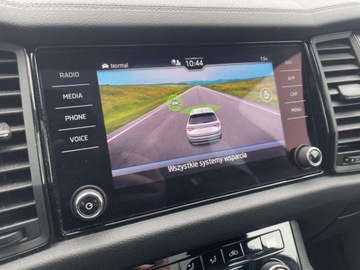 Skoda Kodiaq I SUV Facelifting 1.5 TSI 150KM 2023 Skoda Kodiaq TSI 2X4 150KM Sportline 7 os 1.5 Benzyna 150KM, zdjęcie 15
