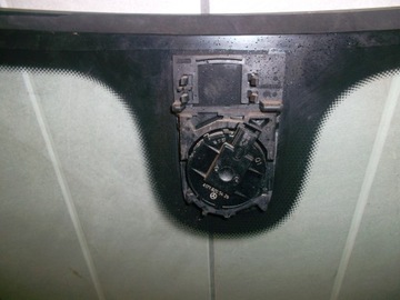 MERCEDES SLK 171 W171 SKLO (OKNO) PŘEDNÍ ZELENÁ