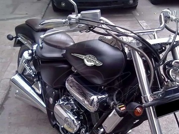 EMBLEMAT ZNACZEK NAKLEJKA LOGO NA ZBIORNIK HONDA VF 250 750 1100 MAGNA