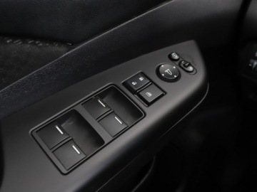 Honda CR-V IV SUV Facelifting 1.6 i-DTEC 160KM 2016 Honda CR-V Elegance 4x4 grzane fotele navi kamera, zdjęcie 31