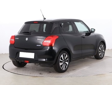 Suzuki Swift VI Hatchback 1.2 DualJet 90KM 2017 Suzuki Swift 1.2 SHVS, Salon Polska, zdjęcie 4
