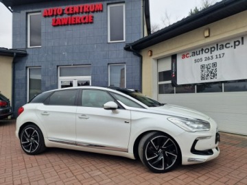 DS 5 Hatchback (Citroen) 2.0 HDi Hybrid4 200KM 2012 Citroen DS5 2.0 HDI SportChip 4x4Hybrid Automat, zdjęcie 10