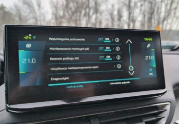 Peugeot 3008 II Plug-In Hybrid Facelifting 1.6 HYBRID4 300KM 2022 Peugeot 3008 1.6 PureTech Hybrid4 PHEV GT Pack SS EAT8 SalonPL Niski Przeb, zdjęcie 27