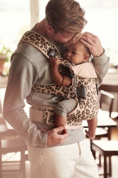 BabyBjörn Nosidełko One Cotton mix Beige-Leopard