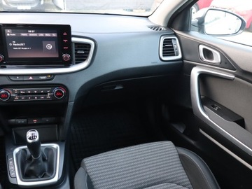 Kia Ceed III Kombi Facelifting 1.5 T-GDI 160KM 2022 Kia Ceed 1.5 T-GDI MHEV, Salon Polska, Serwis ASO, zdjęcie 7