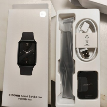 Черный смарт-браслет Xiaomi Smart Band 8 Pro