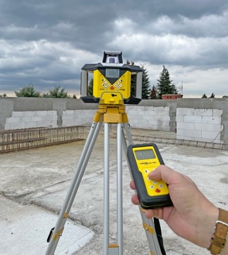 NIWELATOR LASEROWY LASER OBROTOWY NIVEL SYSTEM NL740R STATYW ŁATA