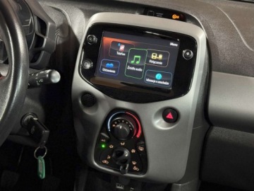 Toyota Aygo II Hatchback 3d Facelifting 1.0 VVT-i 72KM 2019 Toyota Aygo 1.0 VVTi Style X-Play Kamera CarPlay Alu Bdb Stan Gwarancja SSU, zdjęcie 21