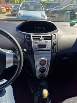 Toyota Yaris II Hatchback 5d 1.4 D-4D 90KM 2006 Toyota Yaris 1.4 D4-D 90 KM, Klimatyzacja, Klucz, zdjęcie 13