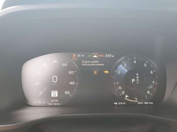 Volvo XC40 2022 Volvo XC 40 T5 R-Design 2022 2.0l 2.0 Benzyna 248KM, zdjęcie 9