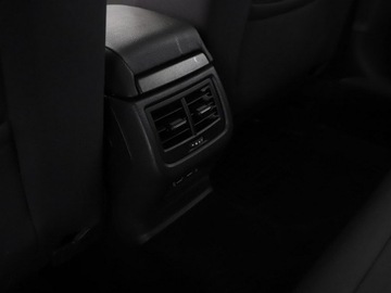 Seat Leon III Hatchback Facelifting 1.6 TDI 115KM 2017 Seat Leon full LED navi klimatyzacja czujniki, zdjęcie 37