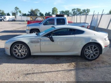 Aston Martin V8 Vantage III 2013 Aston Martin V8 Vantage 2013 4.7l 4.7 Benzyna 420KM, zdjęcie 2