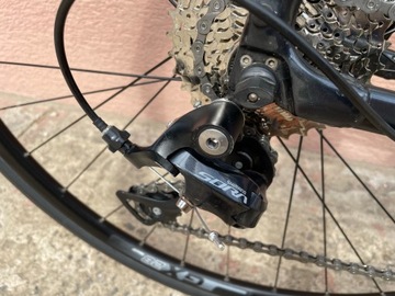 Гравийный шоссейный велосипед Giant Anyroad, Shimano Sora