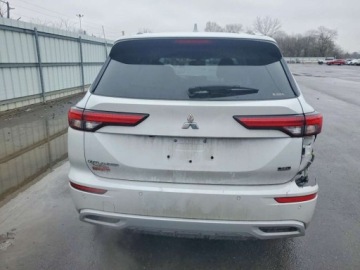 Mitsubishi Outlander III 2022 Mitsubishi Outlander 2022. 2.5 Benzyna 181KM, zdjęcie 2