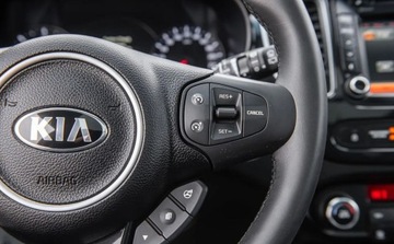 Kia Carens IV Minivan 1.7 VGT CRDi 141KM 2016 Kia Carens 1.7CRDI 141KM Ledy Xenon Navi Camera Panorama 7os Full Gwaranc, zdjęcie 18