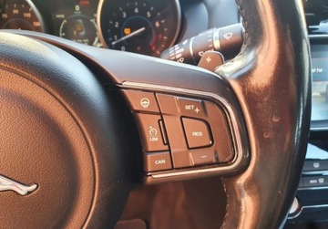 Jaguar XE 2017 Jaguar XE 35T AWD SPORT GetHelp 3.0 Benzyna 340KM, zdjęcie 18