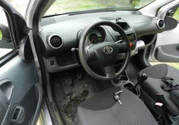 Toyota Aygo I Hatchback 3d 1.0 VVT-i 68KM 2009 Toyota Aygo mala tania niezawodna 5drzwi KLIMA bez rdzy Benzyna 68KM, zdjęcie 14