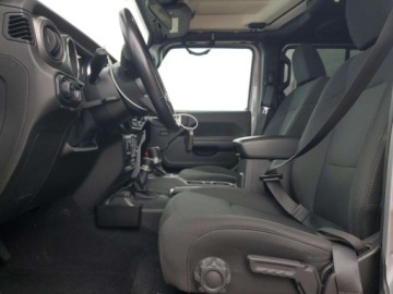 Jeep Gladiator 2021 Jeep Gladiator Sport 2021 3.6l 3.6 Benzyna 285KM, zdjęcie 7