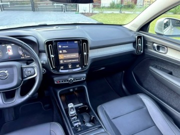 Volvo XC40 Crossover 2.0 D3 150KM 2018 Volvo XC 40 D3 150KM Inscription Panorama, zdjęcie 17