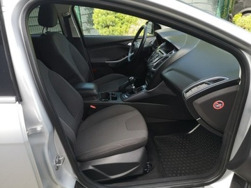 Ford Focus III Hatchback 5d 1.6 Duratorq TDCi DPF 115KM 2013 Ford Focus 1.6 TDCI 115KM Klimatronik Navi ALU, zdjęcie 16