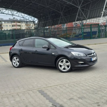 Opel Astra J GTC 1.4 100KM 2013 Opel Astra J 1.4 100KM Selection Manual, zdjęcie 9