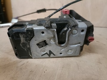 ASTRA III H ZÁMEK DVEŘE LEVÝ ZADNÍ KOMBI 13210738PU