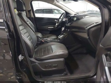 Ford Escape III 2015 Ford Escape 2.0 benzyna 240KM 4X4 wersja TITANIUM mala szkoda i maly przeb, zdjęcie 4