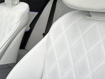 Mercedes Klasa E W214 Sedan 2.0 220d 197KM 2025 E Klasa 220 d 4-Matic Avantgarde 2.0 (197KM) 2025, zdjęcie 4