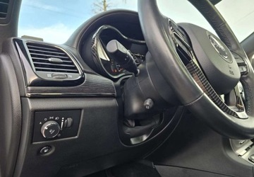 Jeep Grand Cherokee IV Terenowy Facelifting 2016 5.7 352KM 2019 Jeep Grand Cherokee Jeep Grand Cherokee 5.7 V8 HEMI 4WD Automatik Overland, zdjęcie 28