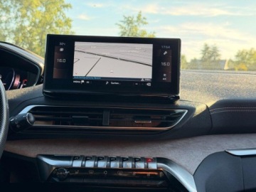 Peugeot 5008 II Crossover Facelifting 1.5 BlueHDi 130KM 2021 Peugeot 5008 1.5 BlueHDI 130KM EAT8 Active Pack 2021r Mozliwa zamiana!, zdjęcie 27