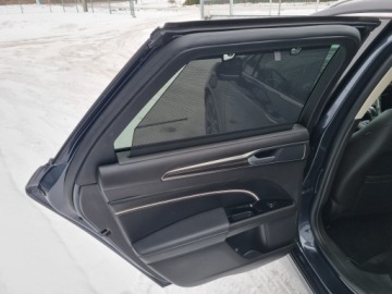 Ford Mondeo V Kombi Facelifting 2.0 Hybrid 187KM 2019 FORD MONDEO 2.0 Hybrid Vignale Panorama Zarejestrowany Bezwypadek, zdjęcie 15