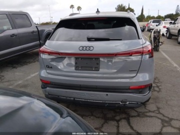 Audi Q4 2025 Audi Q4 e-tron E-Tron Premium 55 Quattro 2025 Elektryczny 335KM, zdjęcie 3